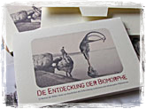 Die Entdeckung der Biomorphe - Forscher-Postkarten aus Kelbassa's Panoptikum
